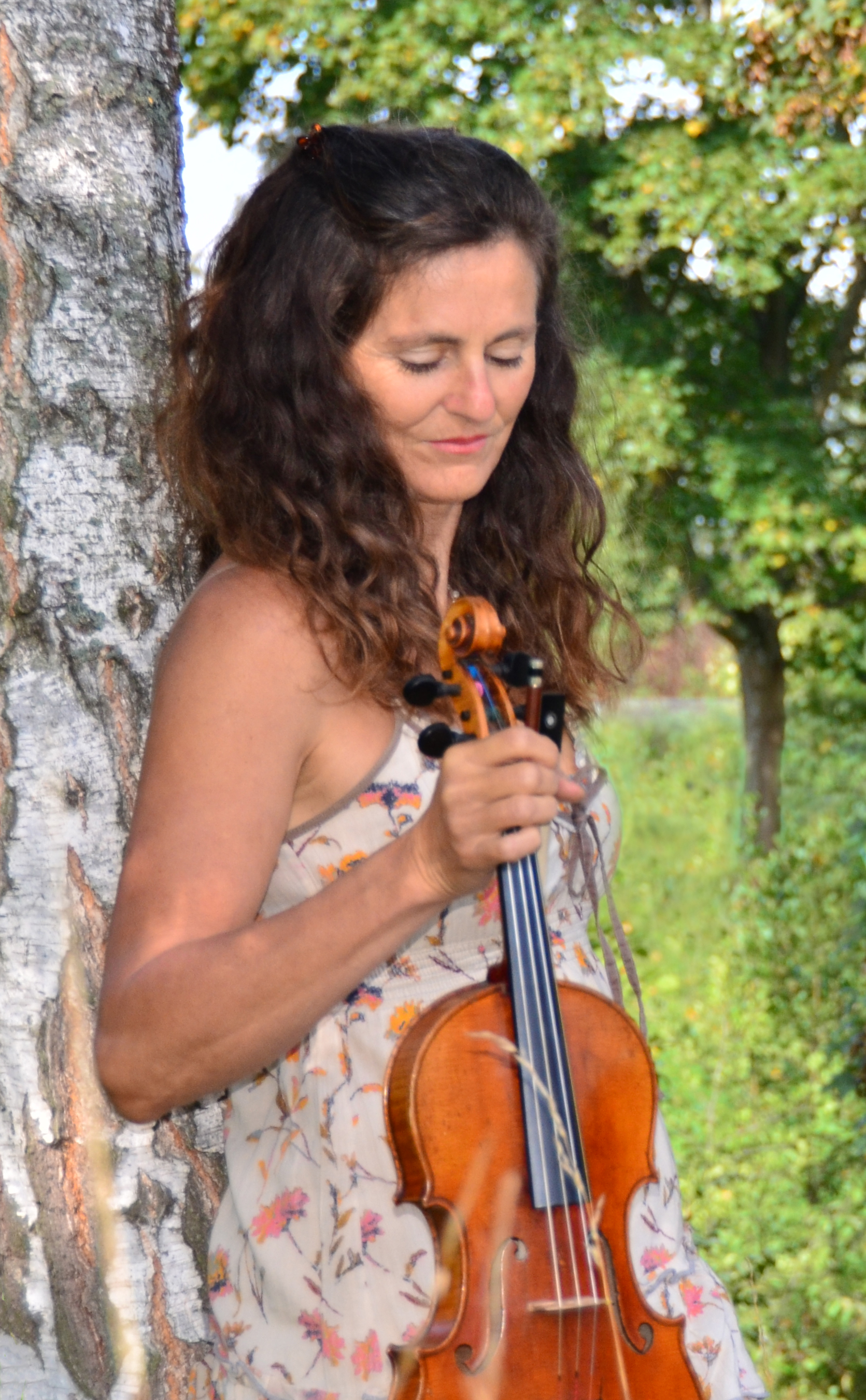 Sangita Wyslich mit ihrer Geige